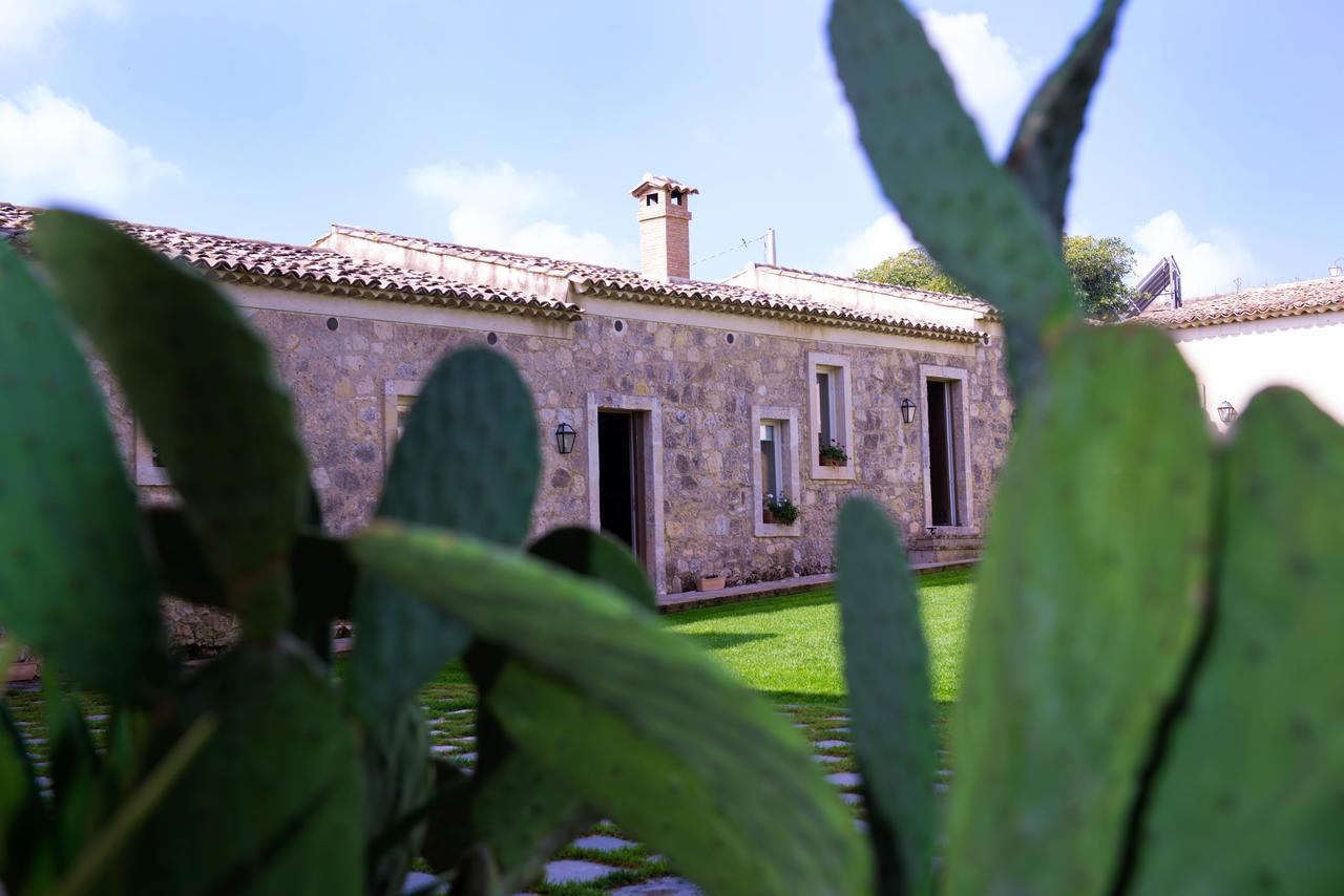 Castello Camemi Hotel Vizzini Luaran gambar